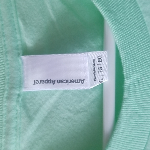 🍁💥Host pick 🍁 💥-Aqua green Christmas teeshirt XL custom made - Picture 3 of 4